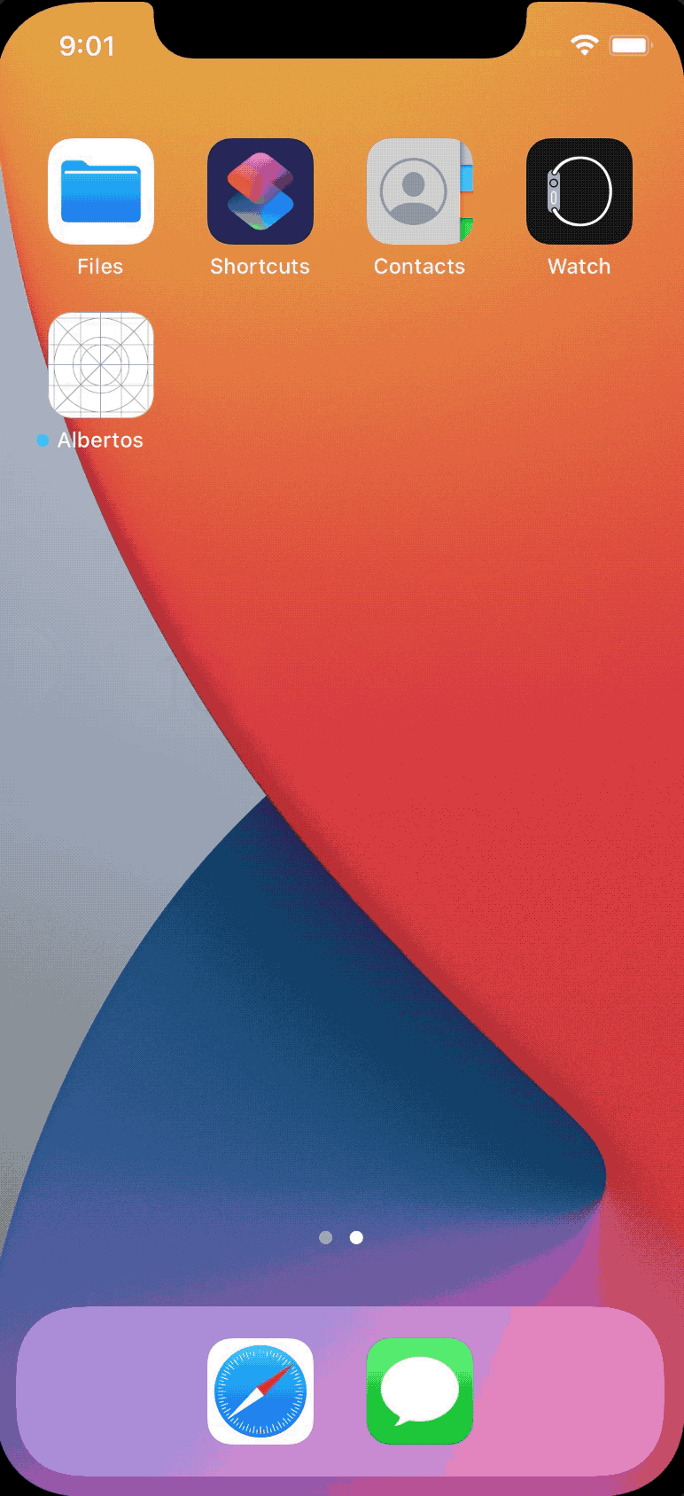 The app launching, showing a loading state, then the loaded menu